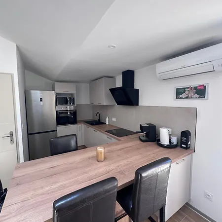 Апартаменты Three-room 10 Minutes From The Beaches, Linen And Cleaning Included Агд