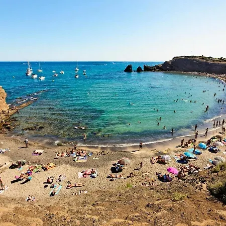 Three-room 10 Minutes From The Beaches, Linen And Cleaning Included Апартаменты Агд